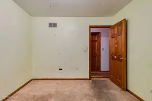 1605 S Main St, Lombard, IL 60148 - Photo 15
