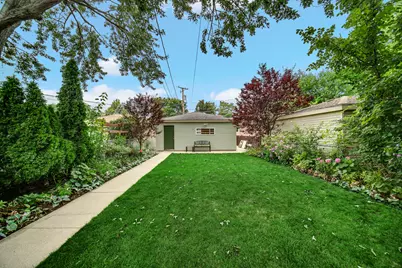 9110 Forestview Road, Evanston, IL 60203 - Photo 23