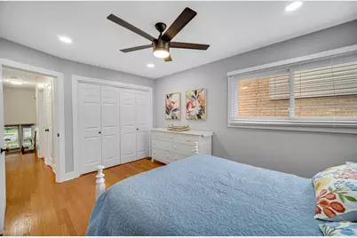 9110 Forestview Road, Evanston, IL 60203 - Photo 11