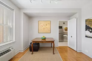 1585 Ridge Ave, Evanston, IL 60201 - Photo 9