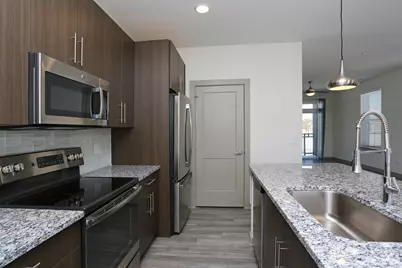 680 E Algonquin Road #2201, Schaumburg, IL 60173 - Photo 9