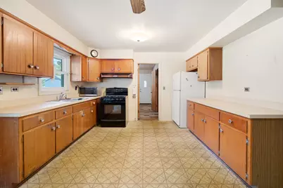 12 E Elaine Circle, Prospect Heights, IL 60070 - Photo 7