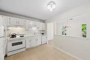 513 Kingsmill Ln, Prospect Heights, IL 60070 - Photo 7