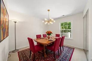 513 Kingsmill Ln, Prospect Heights, IL 60070 - Photo 5