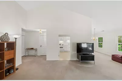 513 Kingsmill Lane #C, Prospect Heights, IL 60070 - Photo 3