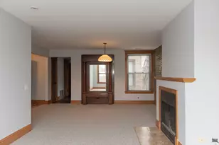 3710 N Clark St, Chicago, IL 60613 - Photo 11