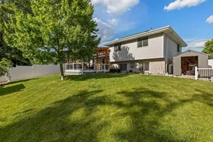 903 Prescott Dr, Joliet, IL 60432 - Photo 15