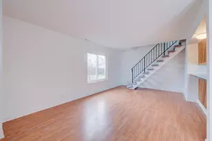 1673 Cornell Dr, Hoffman Estates, IL 60169 - Photo 3