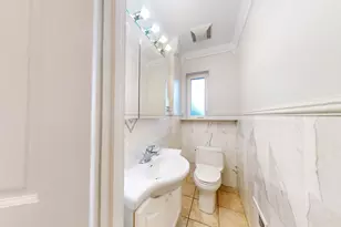 4635 W Peterson Ave, Chicago, IL 60646 - Photo 17