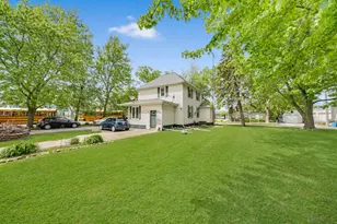 5172 E Center St, Bourbonnais, IL 60914 - Photo 5