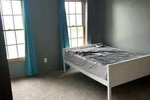 1910 Parkside Dr, Sycamore, IL 60178 - Photo 9