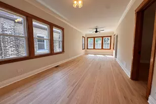 1605 S 51st Ct, Cicero, IL 60804 - Photo 5
