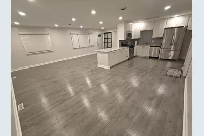 18468 W Meadow Lane, Gurnee, IL 60031 - Photo 3