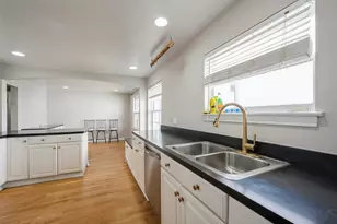 1578 McCraren Rd, Highland Park, IL 60035 - Photo 5