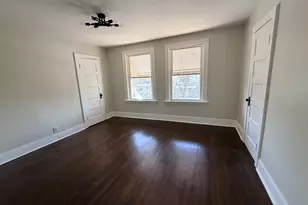 11415 S Prairie Ave, Chicago, IL 60628 - Photo 11