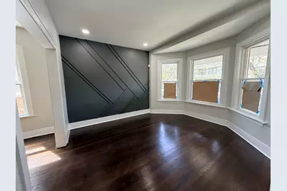 11415 S Prairie Avenue, Chicago, IL 60628 - Photo 3