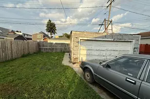 2627 S 60th Ct, Cicero, IL 60804 - Photo 5