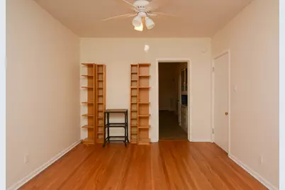 3426 N Lincoln Avenue #2, Chicago, IL 60657 - Photo 9