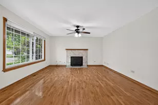 1301 Brookfield Dr, Plainfield, IL 60586 - Photo 3