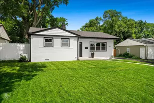 6413 Dunham Rd, Downers Grove, IL 60516 - Photo 3