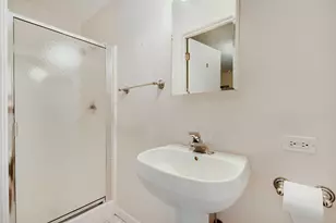 9101 S Hoyne Ave, Chicago, IL 60643 - Photo 13