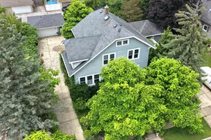 138 Hickory St, Frankfort, IL 60423 - Photo 1