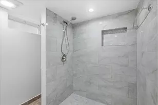 6936 W Oakton Ct, Niles, IL 60714 - Photo 21