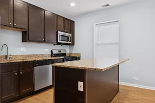 9222 S Laflin St, Chicago, IL 60620 - Photo 3