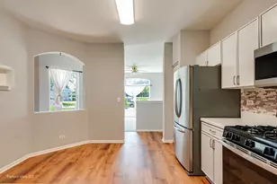 404 Cascade Ln, Oswego, IL 60543 - Photo 9