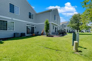 404 Cascade Ln, Oswego, IL 60543 - Photo 3