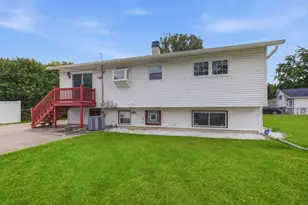 170 E Altgeld Ave, Glendale Heights, IL 60139 - Photo 5