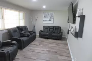 237 N Babcock Dr, Palatine, IL 60074 - Photo 5