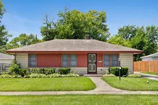 14238 Marshfield Ave, Dixmoor, IL 60426 - Photo 1