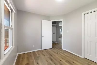 14238 Marshfield Avenue, Dixmoor, IL 60426 - Photo 5