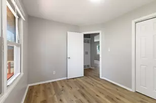 14238 Marshfield Ave, Dixmoor, IL 60426 - Photo 5