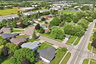 700 Michigan Ave, South Elgin, IL 60177 - Photo 23