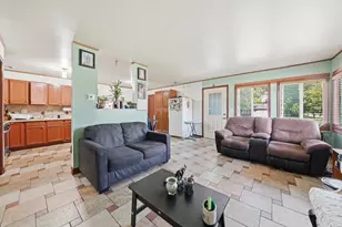 700 Michigan Ave, South Elgin, IL 60177 - Photo 5