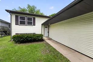 642 Swan Dr, Grayslake, IL 60030 - Photo 25