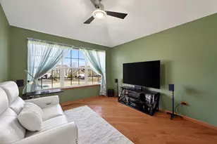 8 Fairfax Ct, Bolingbrook, IL 60490 - Photo 27