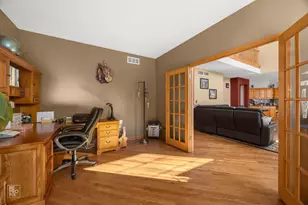 8 Fairfax Ct, Bolingbrook, IL 60490 - Photo 13