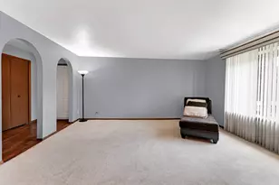 4011 W 97th St, Oak Lawn, IL 60453 - Photo 3