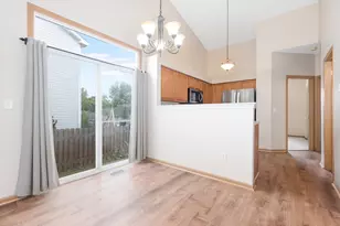 750 Bayles Dr, Romeoville, IL 60446 - Photo 5