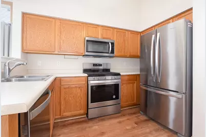 750 Bayles Drive, Romeoville, IL 60446 - Photo 7