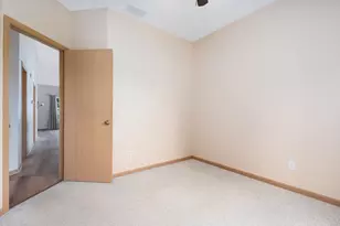 750 Bayles Dr, Romeoville, IL 60446 - Photo 11