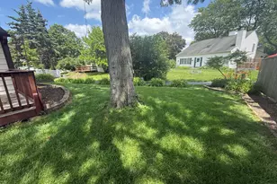 2851 Garden Dr, Lisle, IL 60532 - Photo 5