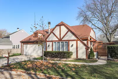 2851 Garden Drive, Lisle, IL 60532 - Photo 1