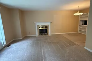 2851 Garden Dr, Lisle, IL 60532 - Photo 9