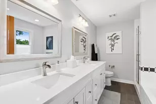 198 N Glenview Ave, Elmhurst, IL 60126 - Photo 21