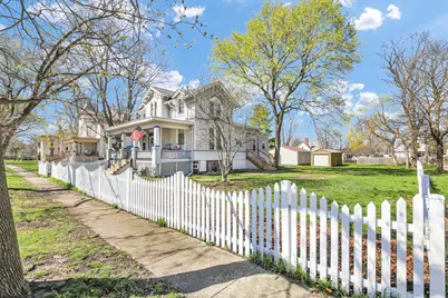 343 W Center Street, Paxton, IL 60957 - Photo 3