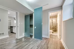 1625 W Ainslie St, Chicago, IL 60640 - Photo 13